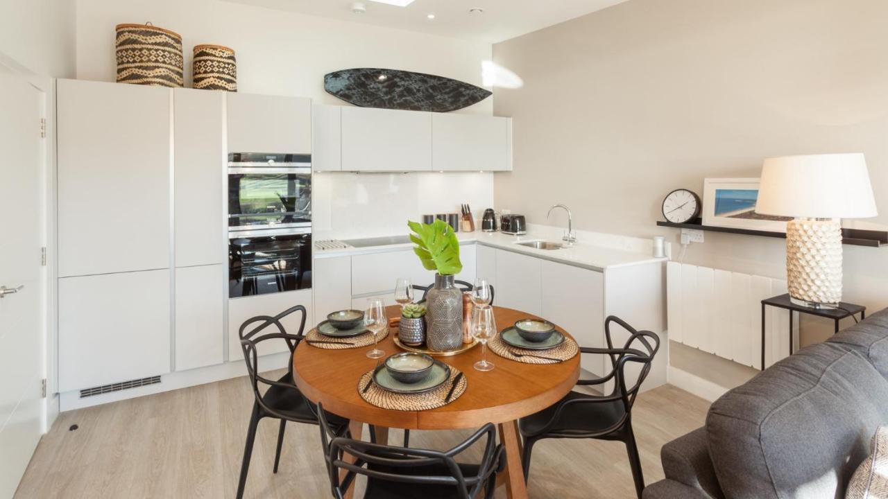 2 Woolacombe West - Luxury Apartment At Byron Woolacombe, Only 4 Minute Walk To Woolacombe Beach! ภายนอก รูปภาพ